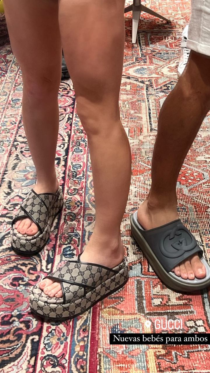 Flavia Laos Feet